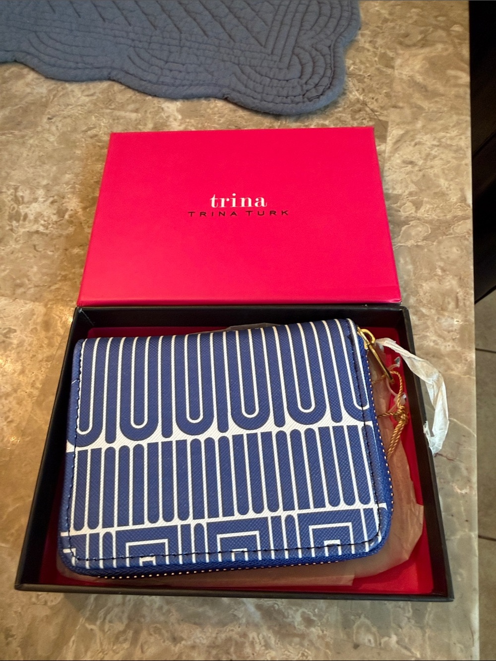 Trina Turk NWB Blue & White Geometric Zip Wallet
